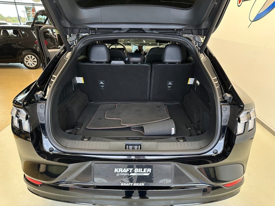 Ford Mustang Mach-E 98 Premium Extended Range 5d