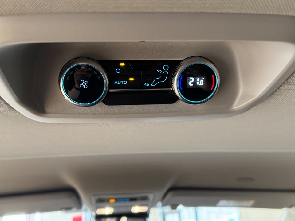 Ford Tourneo Custom 340S 2,5 PHEV Titanium X CVT