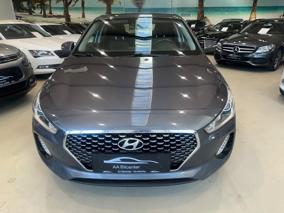 Hyundai i30 1,6 CRDi 110 Life+ 5d