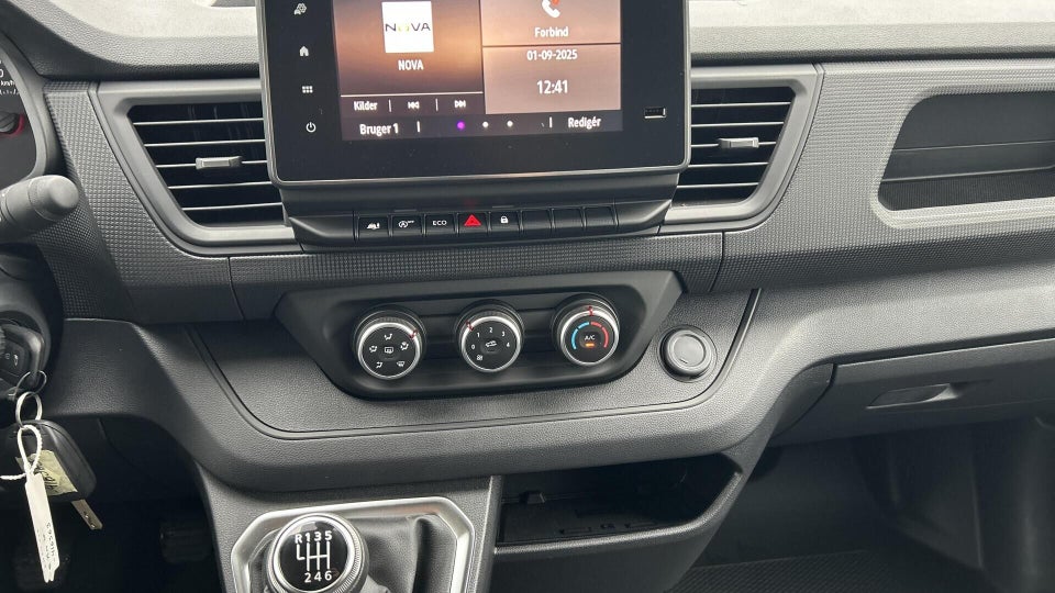 Renault Trafic 2,0 dCi 130 L2H1 Tekno