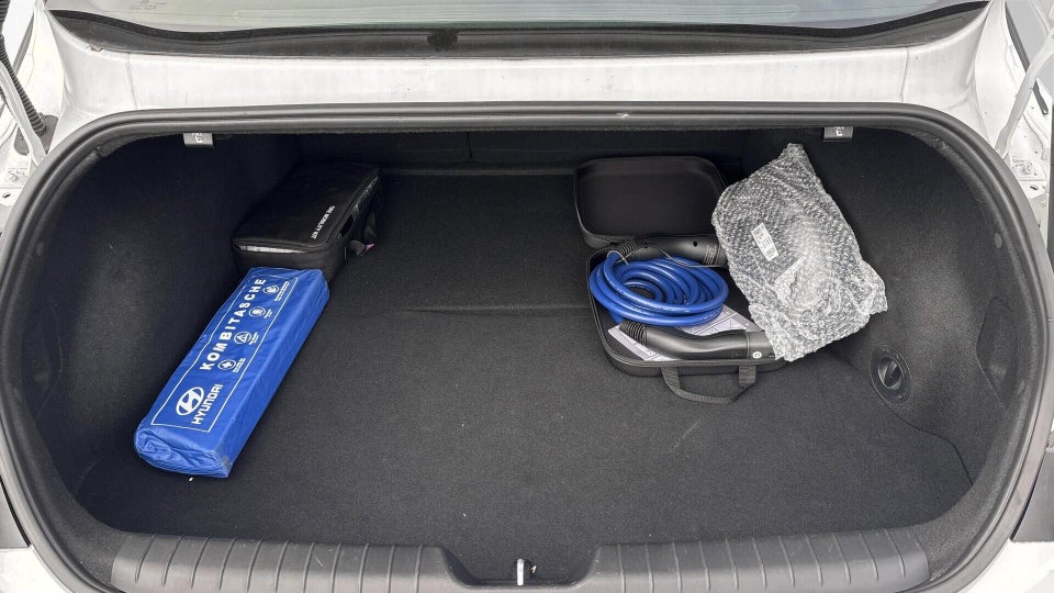 Hyundai Ioniq 6 53 Essential 4d