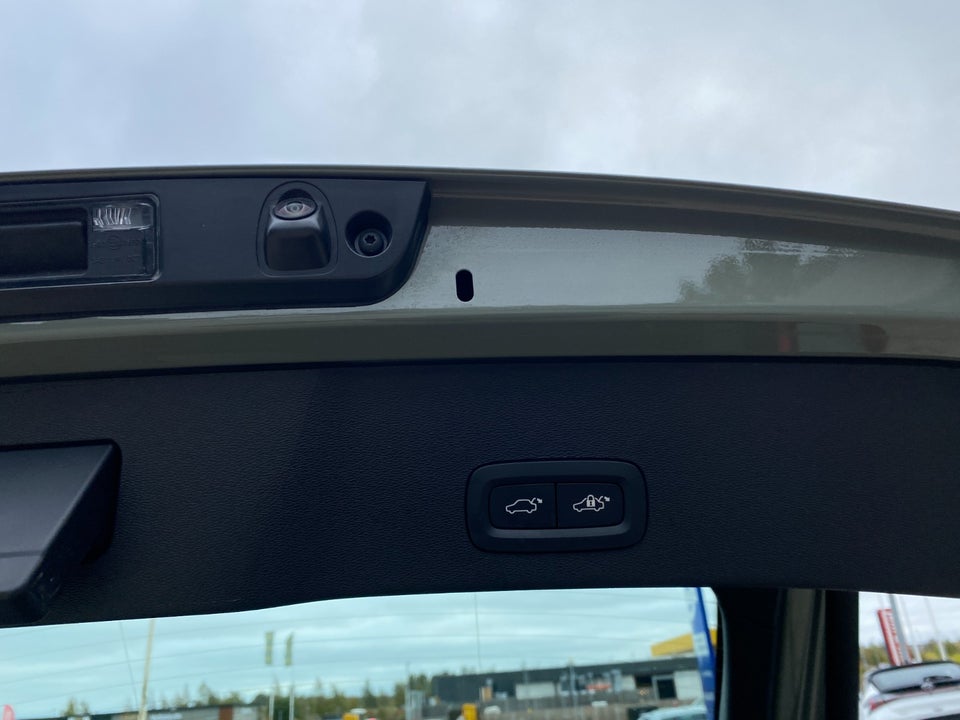 Volvo EC40 Extended Range Plus 5d