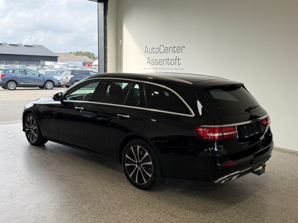Mercedes E300 de 2,0 stc. aut. 5d