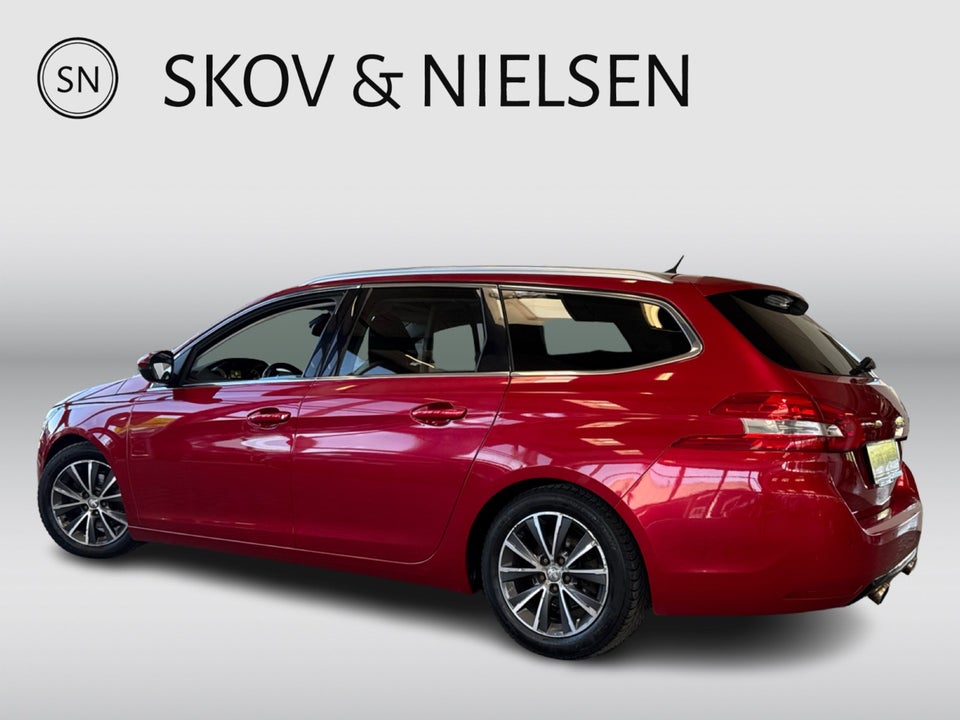 Peugeot 308 1,6 BlueHDi 120 Allure SW Van 5d