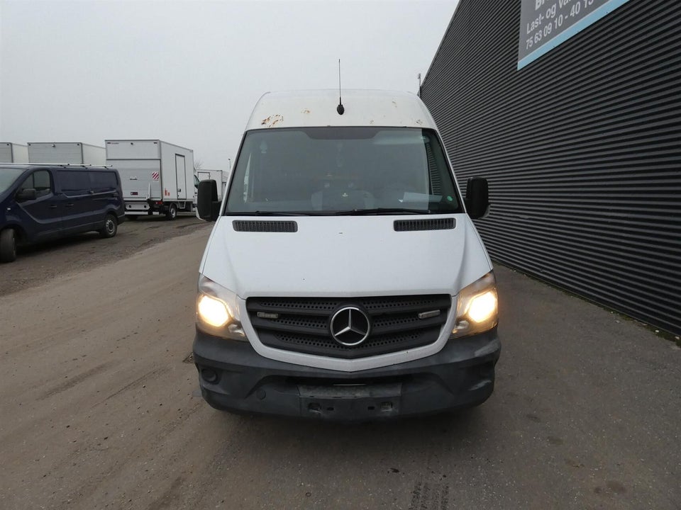 Mercedes Sprinter 316 2,2 CDi R2 Kassevogn aut. 5d