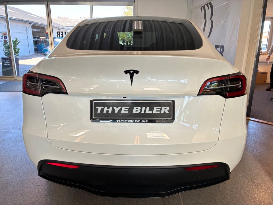 Tesla Model Y RWD 5d