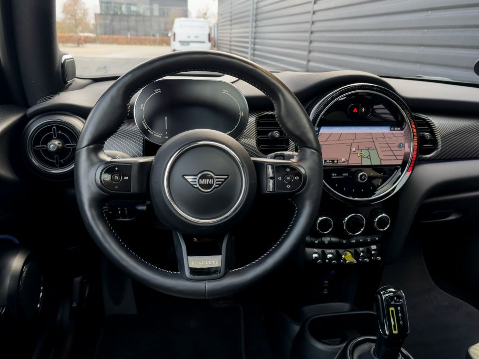 MINI Cooper SE Resolute Edition 3d