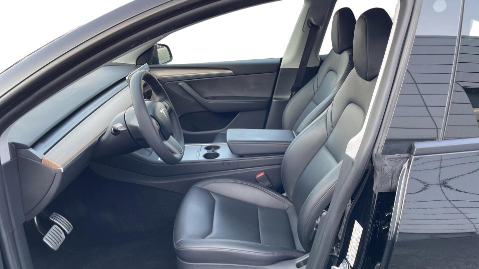 Tesla Model Y Performance AWD 5d