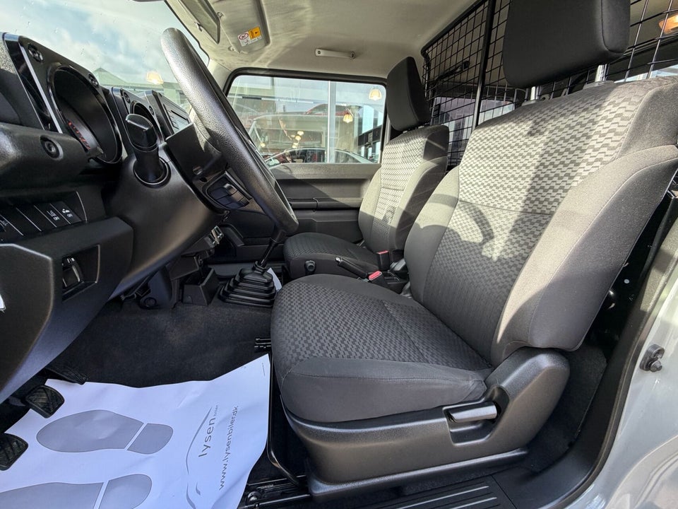 Suzuki Jimny 1,5 Active AllGrip Van 3d