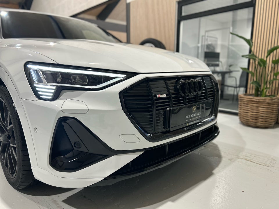 Audi e-tron 55 Black Edition S-line Sportback quattro 5d