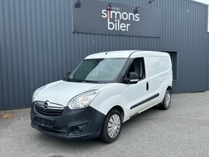 Opel Combo, modelår 2018, 78,000 km