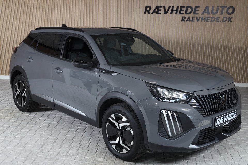 Second hand Peugeot E-2008 Allure