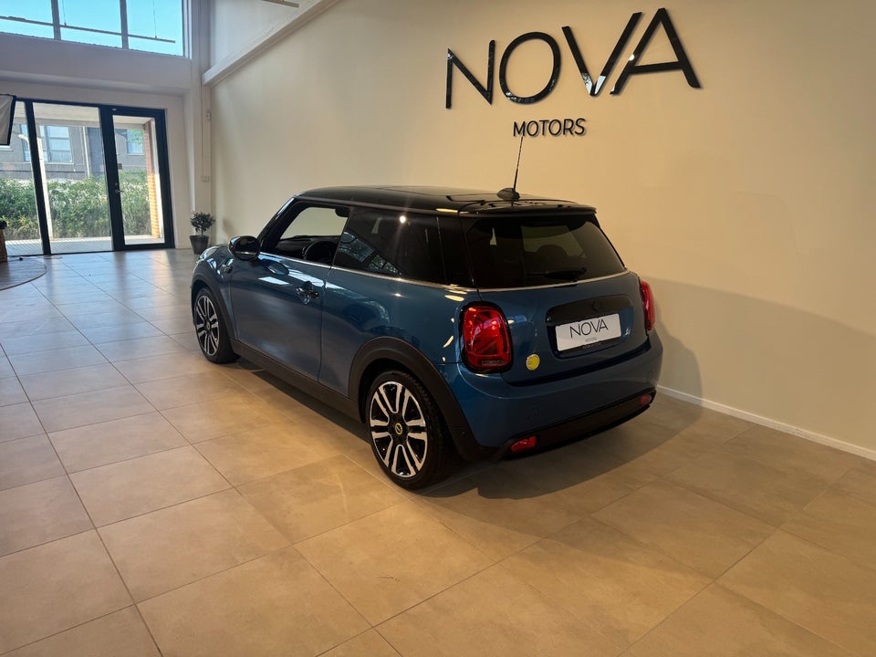 MINI Cooper SE Maximise 3d