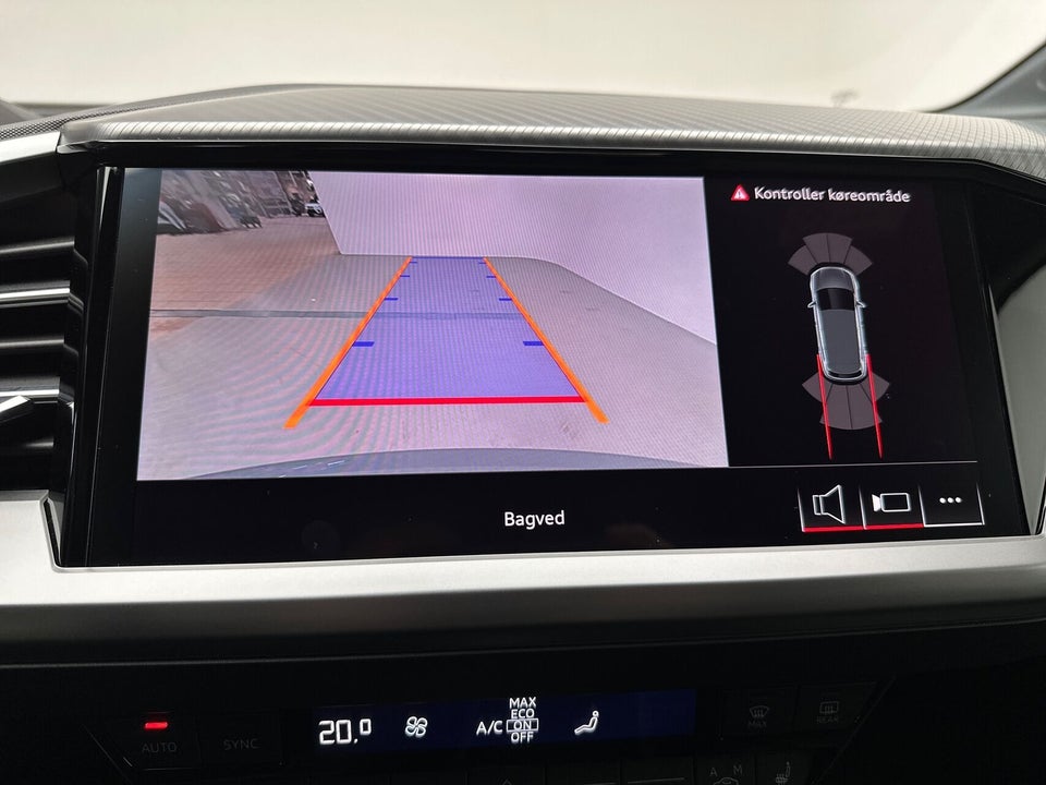 Audi Q4 e-tron 45 S-line 5d