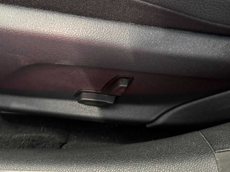 Mercedes C220 d 2,0 Avantgarde aut. 4d