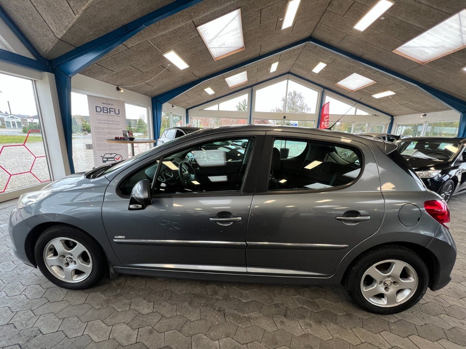 Peugeot 207 1,6 HDi 90 Comfort+ 5d