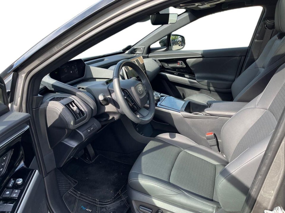 Toyota bZ4X Executive Premium 5d