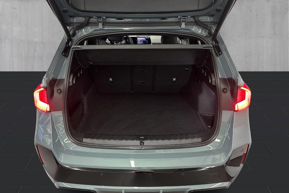 BMW iX1 xDrive30 M-Sport 5d