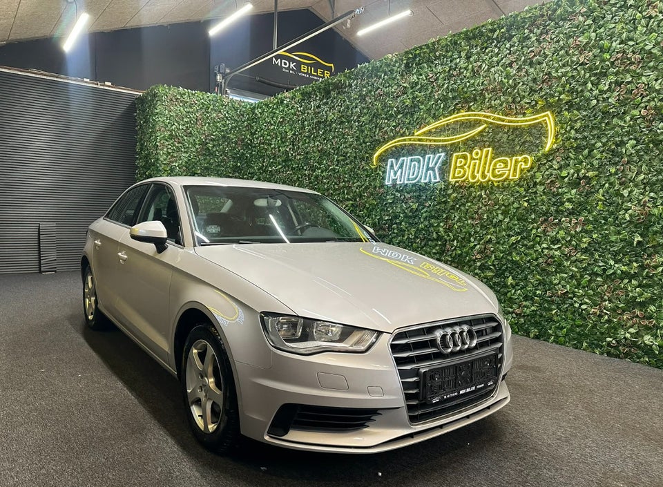 Audi A3 1,6 TDi 110 Ambiente S-tr. 4d