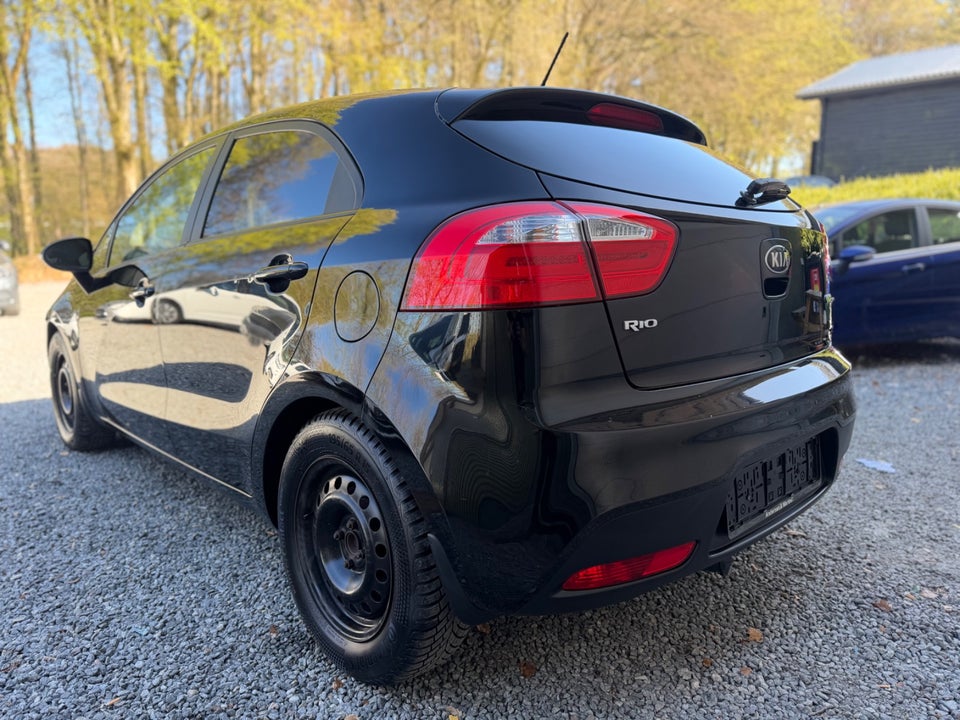 Kia Rio 1,2 CVVT Exclusive 5d