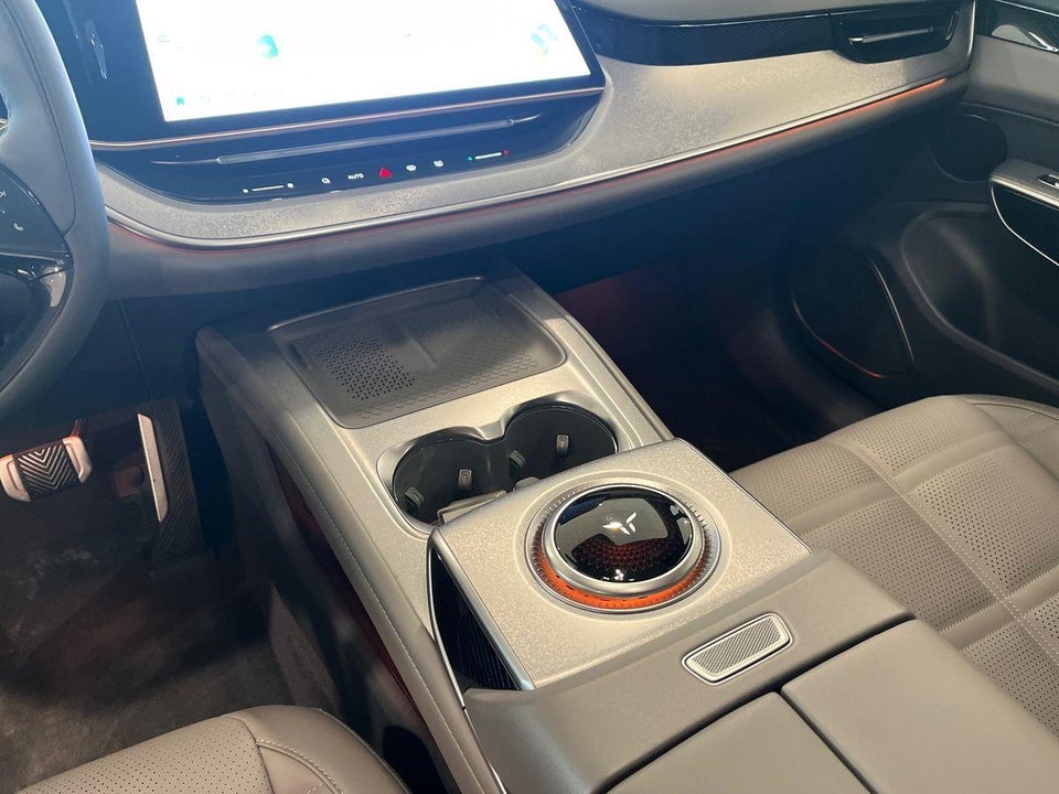 Hongqi EHS7 111 Exclusive 5d