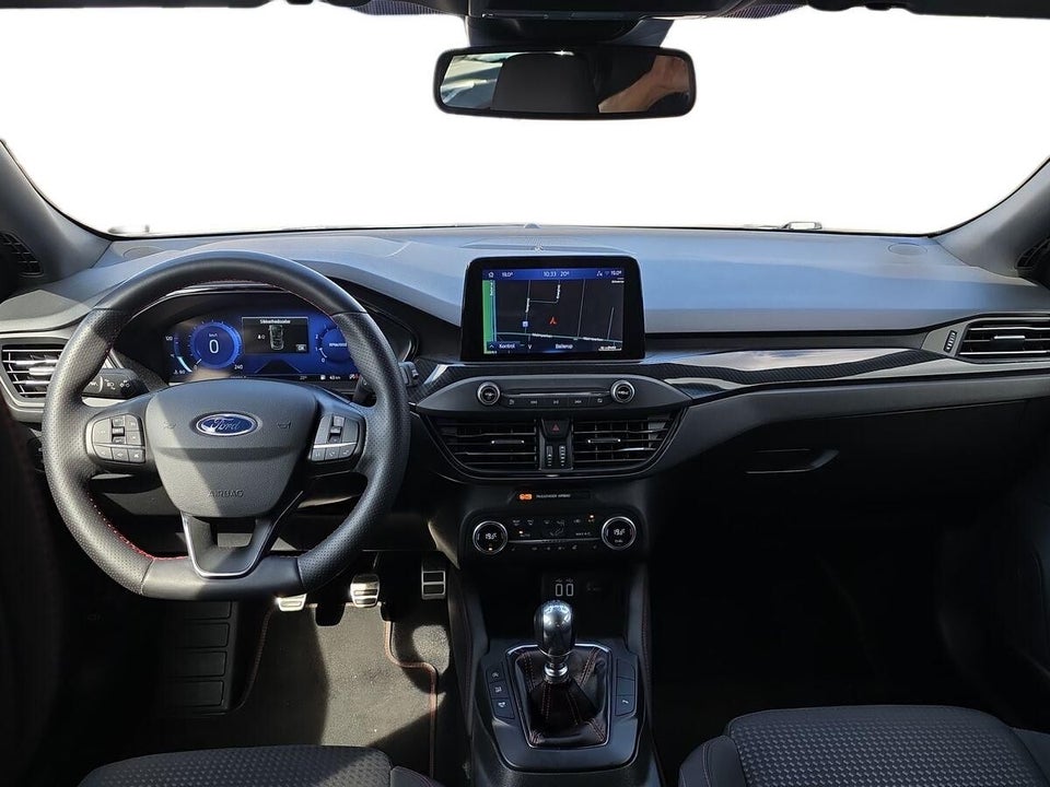 Ford Focus 1,0 EcoBoost mHEV ST-Line X 5d