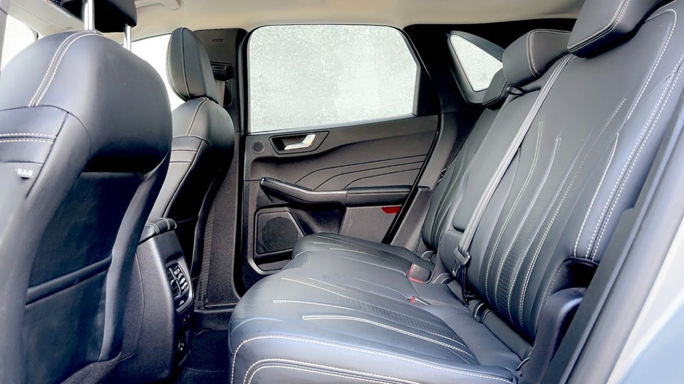 Ford Kuga 2,5 PHEV Vignale CVT 5d