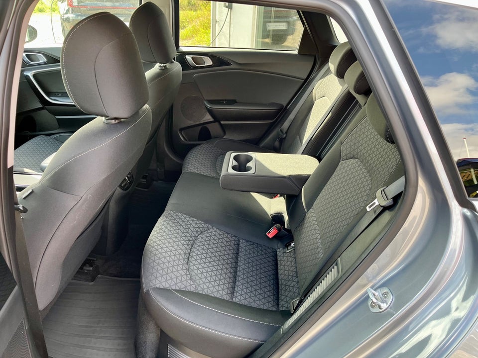 Kia Ceed 1,6 PHEV Prestige SW DCT 5d