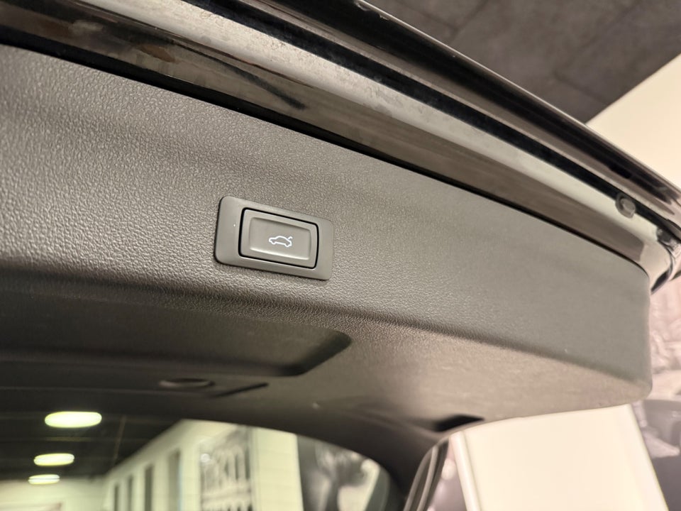 Audi A6 55 TFSi e S-line Avant quattro S-tr. 5d