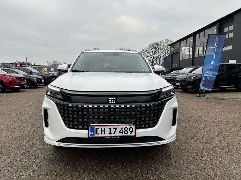 Navor E5 1,5 PHEV Rock 5d