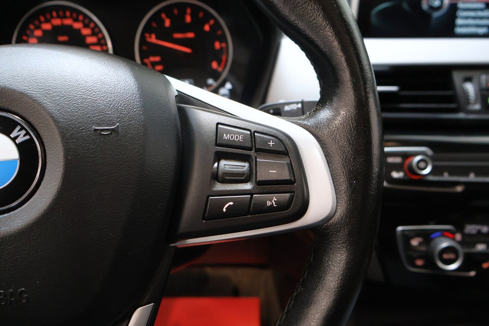 BMW X1 2,0 sDrive18d Advantage aut. 5d