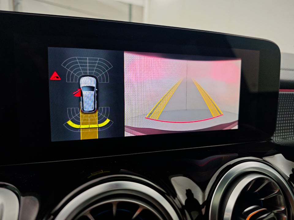 Mercedes EQB300 AMG Line 4Matic 5d