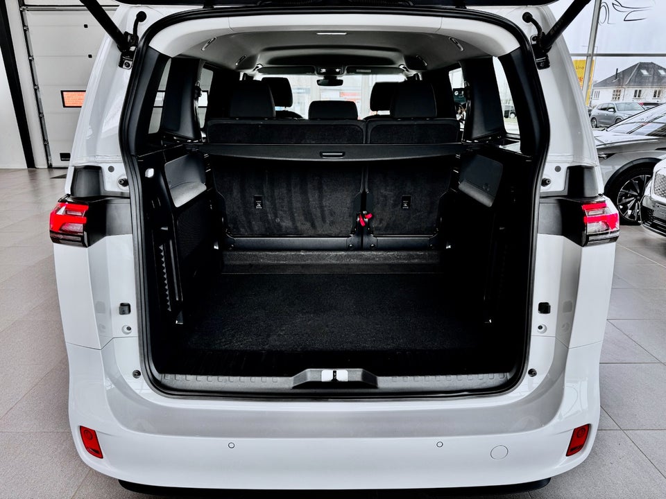 VW ID.Buzz 77 Pro SWB 5d