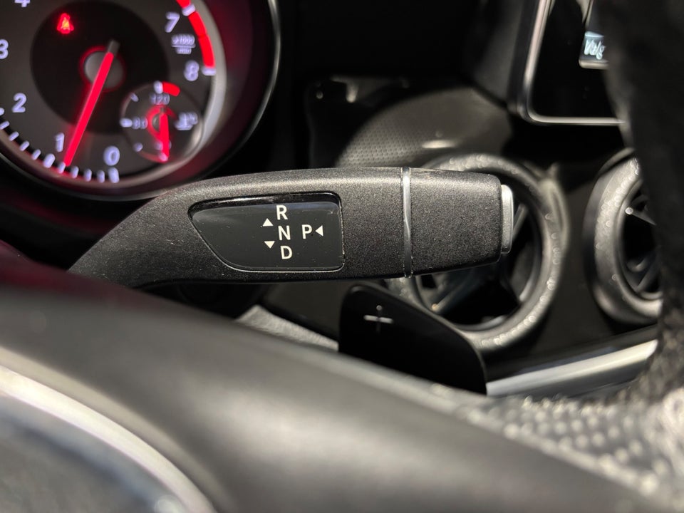 Mercedes CLA200 1,6 Shooting Brake aut. 5d