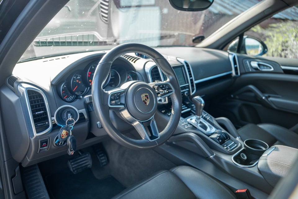 Porsche Cayenne 3,0 D Tiptr. 5d