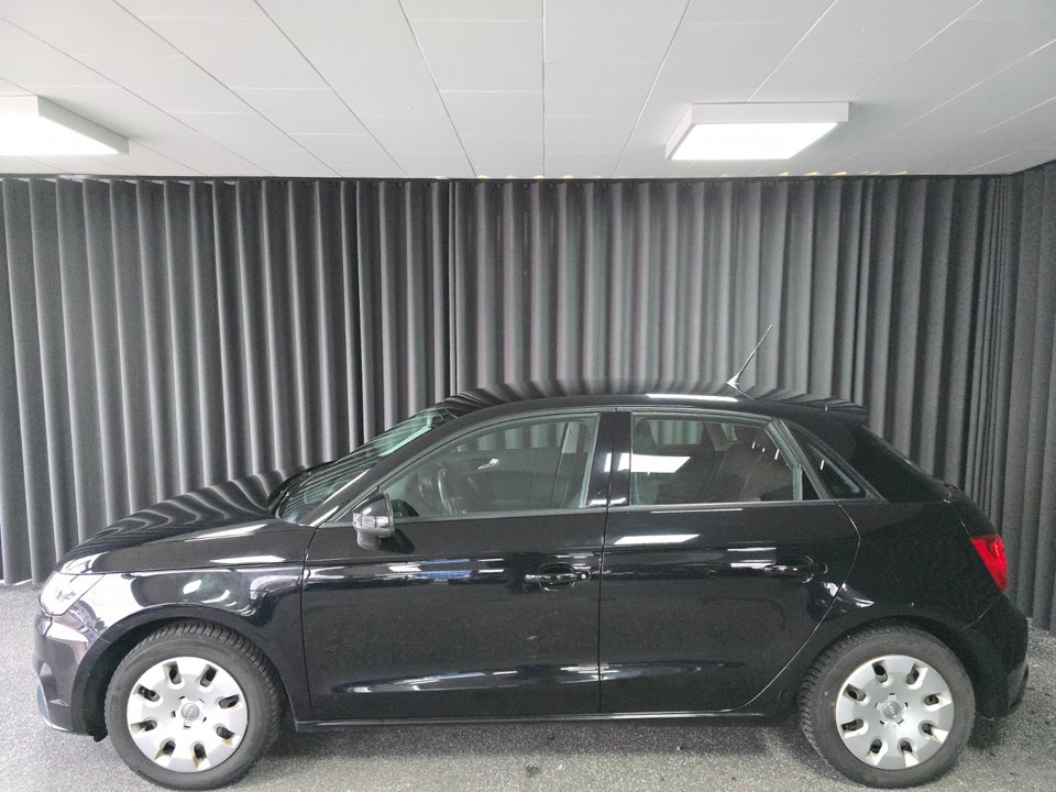 Audi A1 1,0 TFSi 95 Sportback 5d