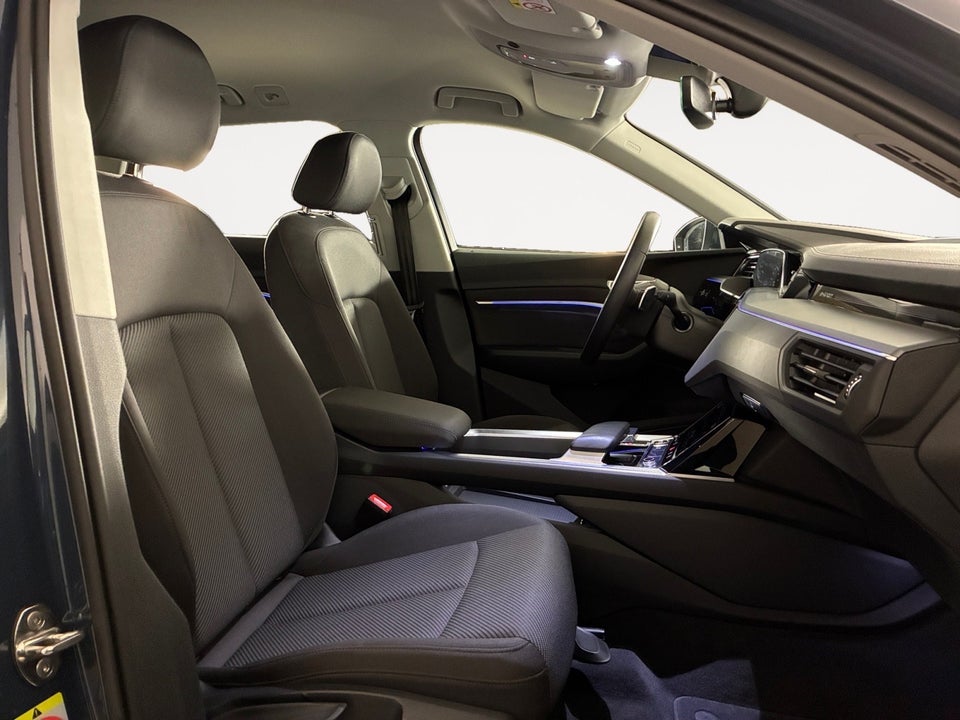 Audi Q8 e-tron 55 Prestige quattro 5d