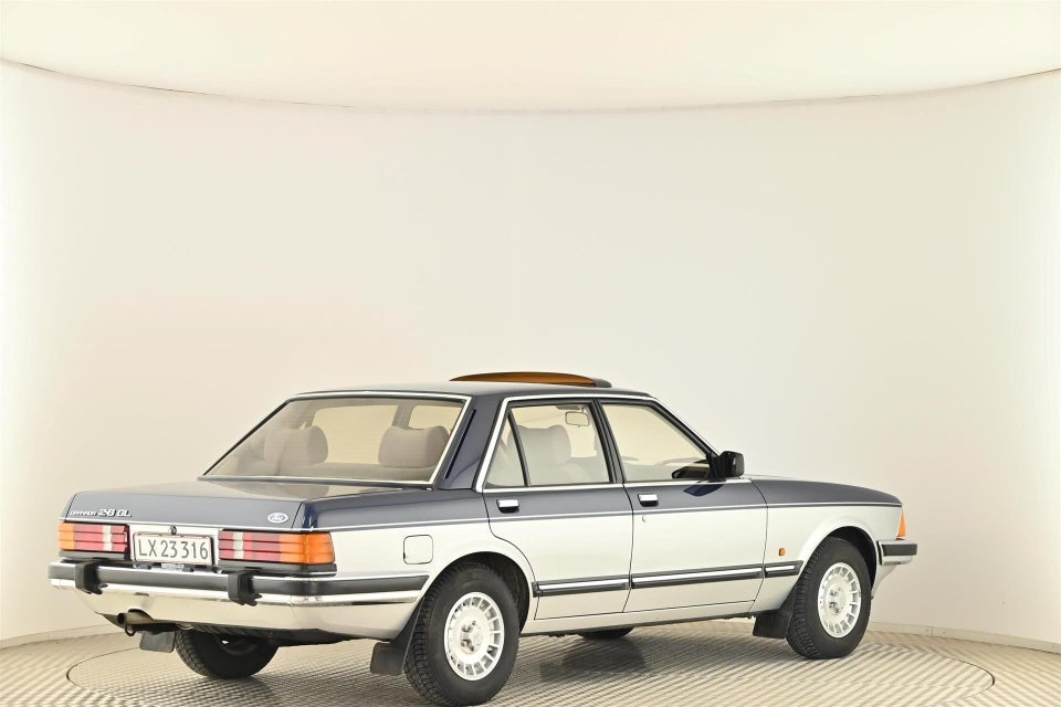 Ford Granada 2,8i GL aut. 4d