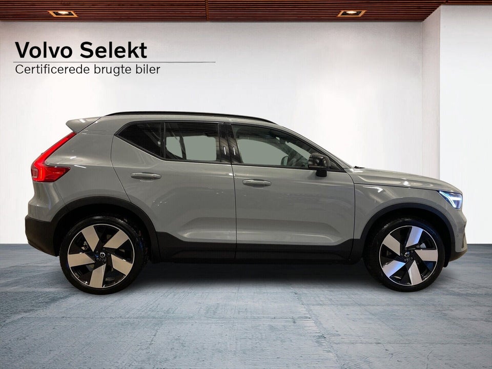 Volvo EX40 Extended Range Core 5d