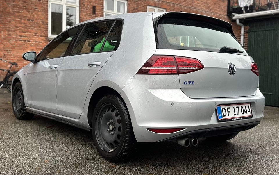 VW Golf VII 1,4 GTE DSG 5d