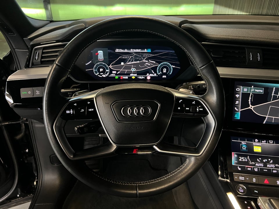 Audi e-tron 55 S-line quattro 5d