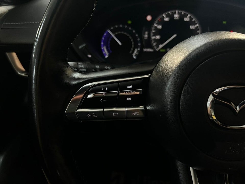 Mazda MX-30 e-SkyActiv Sky 5d