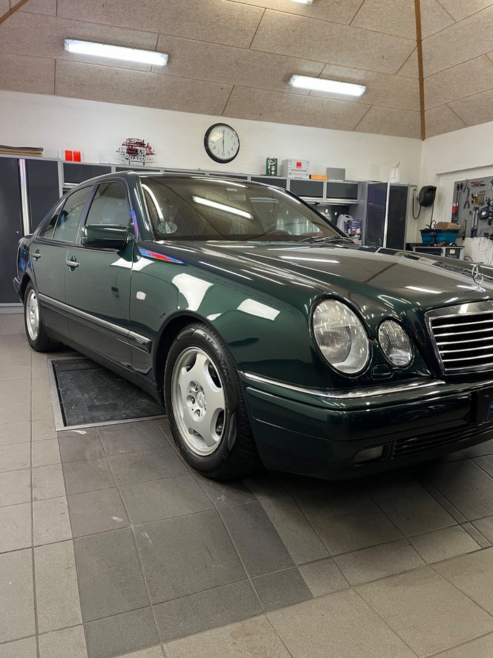 Mercedes E200 2,0 Avantgarde aut. 4d