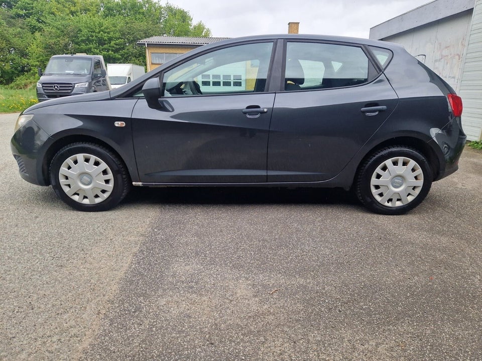 Seat Ibiza 1,2 12V Reference ST 5d