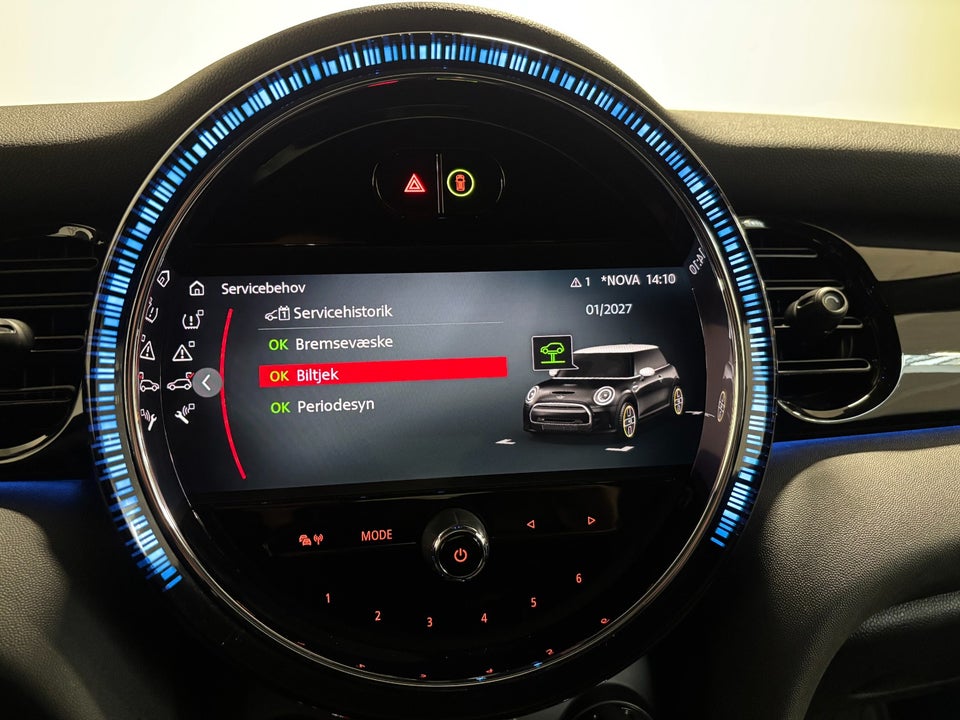 MINI Cooper SE Essential 3d