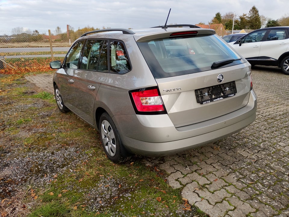 Skoda Fabia 1,0 TSi 110 Ambition Combi DSG 5d