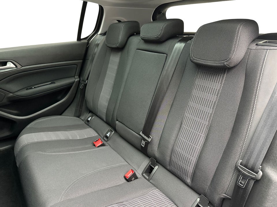 Peugeot 308 1,5 BlueHDi 130 Prestige Sky 5d