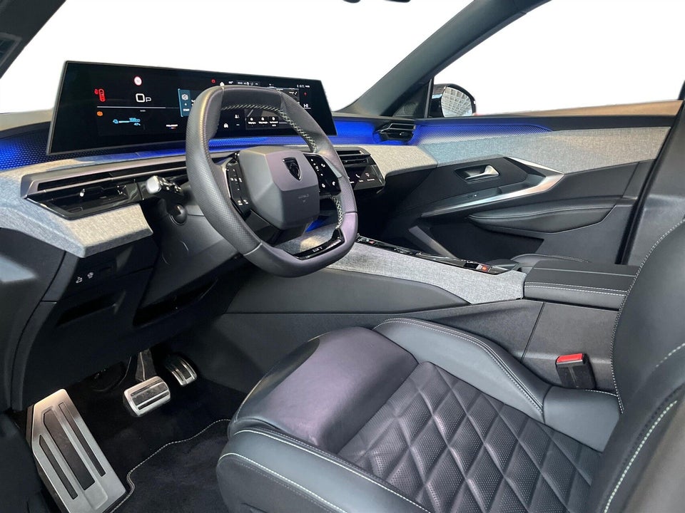 Peugeot e-5008 77 GT Pack 7prs 5d