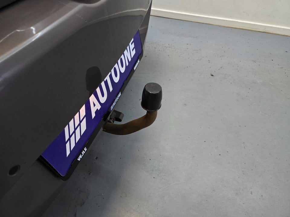 Hyundai i30 1,6 CRDi 110 XTR Eco 5d