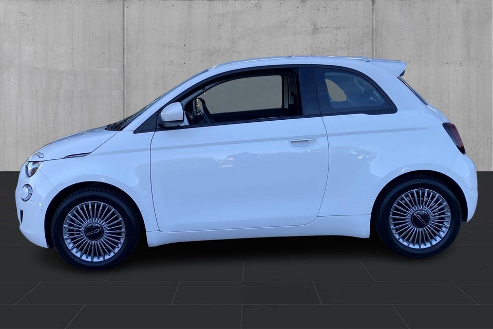 Fiat 500e 42 Icon 3d
